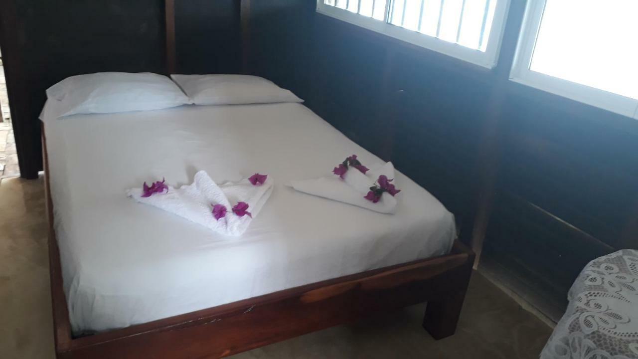 Cabanas Refugio Salomon Nuquí Esterno foto